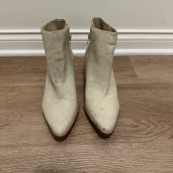 Free People (brand Coconut) Cowboy-Style boots - Picture 2 of 4